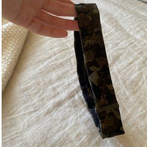 Lululemon Fly Away Tamer Headband